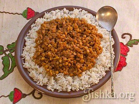 Постное блюдо: Рис с гороховым карри рецепт с фото