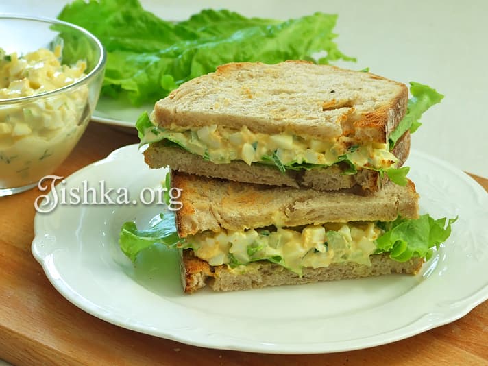 Cэндвич с яичным салатом