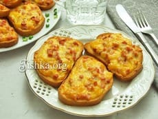 Горячие бутерброды с сыром и ветчиной. Пошаговый фоторецепт.