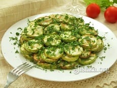 Жареные кабачки с чесноком и зеленью. Пошаговый фоторецепт.