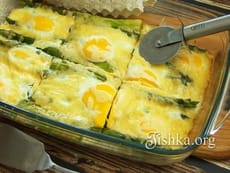 Cпаржа, запеченная с яйцами и сыром. Пошаговый фоторецепт.