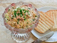 Салат из печени трески  (со свежим огурцом). Пошаговый фоторецепт.